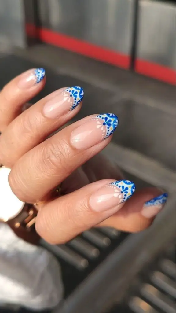 Tiled French Tips
