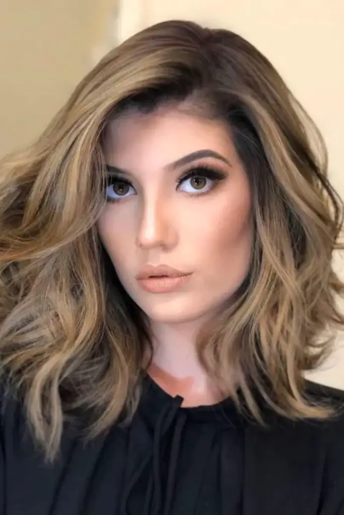 Side-Parted Wavy Messy Lob
