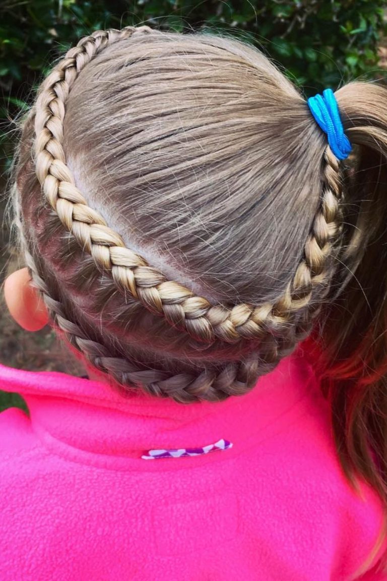 22 Easy Soccer Hairstyles - Stylish Hair Ideas