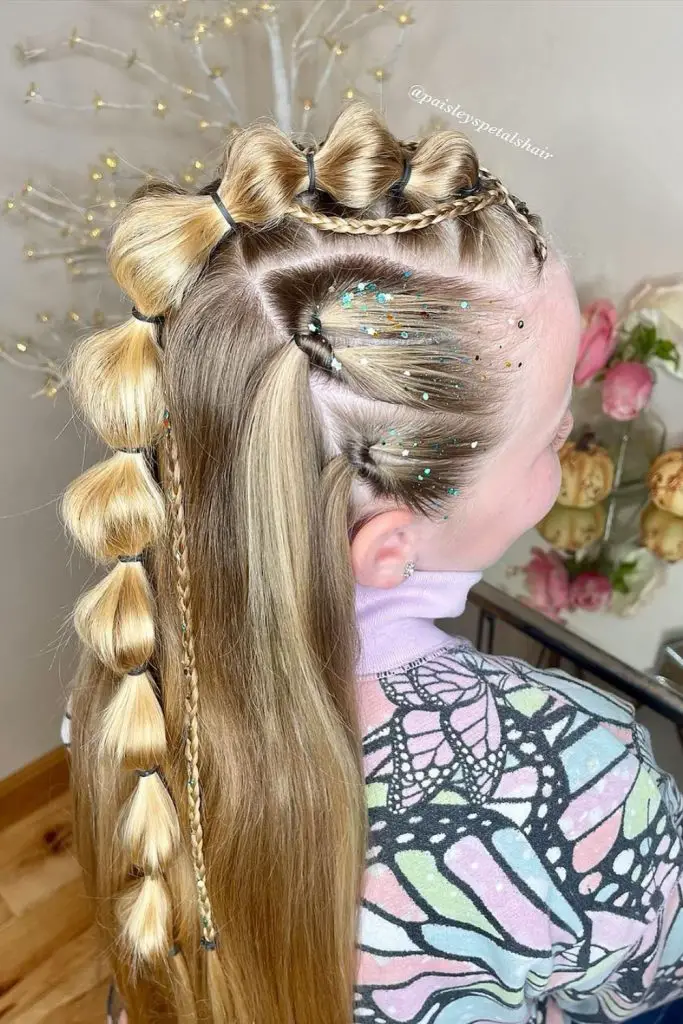 Trendy bubble braid adding playful volume.