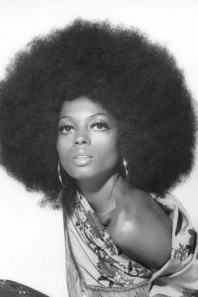 Big, voluminous curls inspired by Diana Ross.