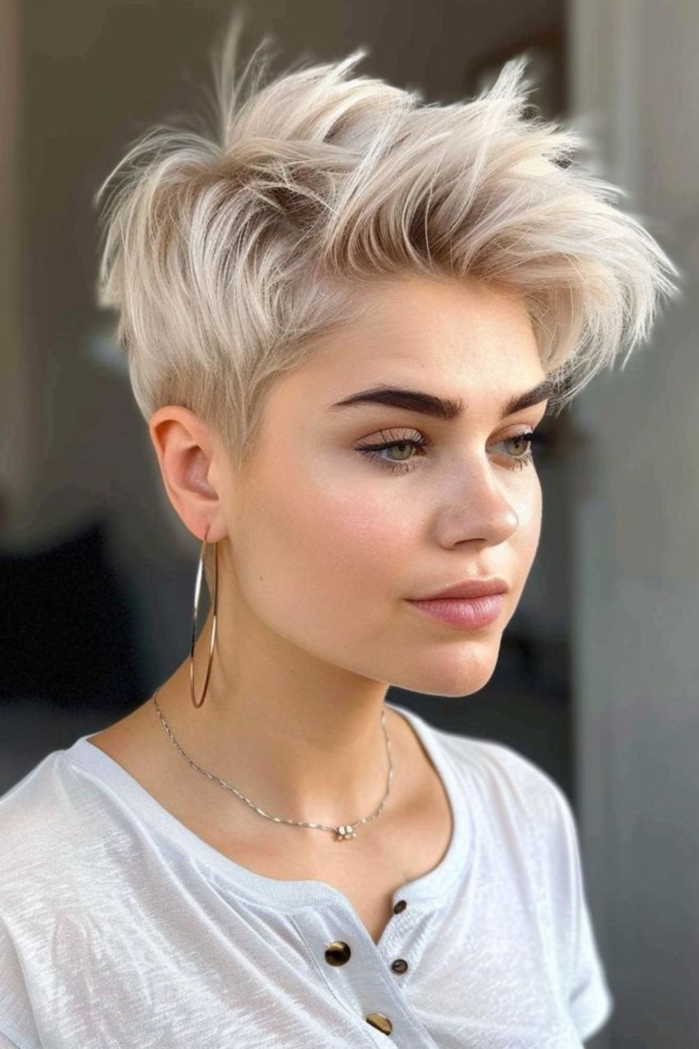 Using A Razor Comb On Pixie Cut 30 Best Blonde Pixie Cuts - SavePini