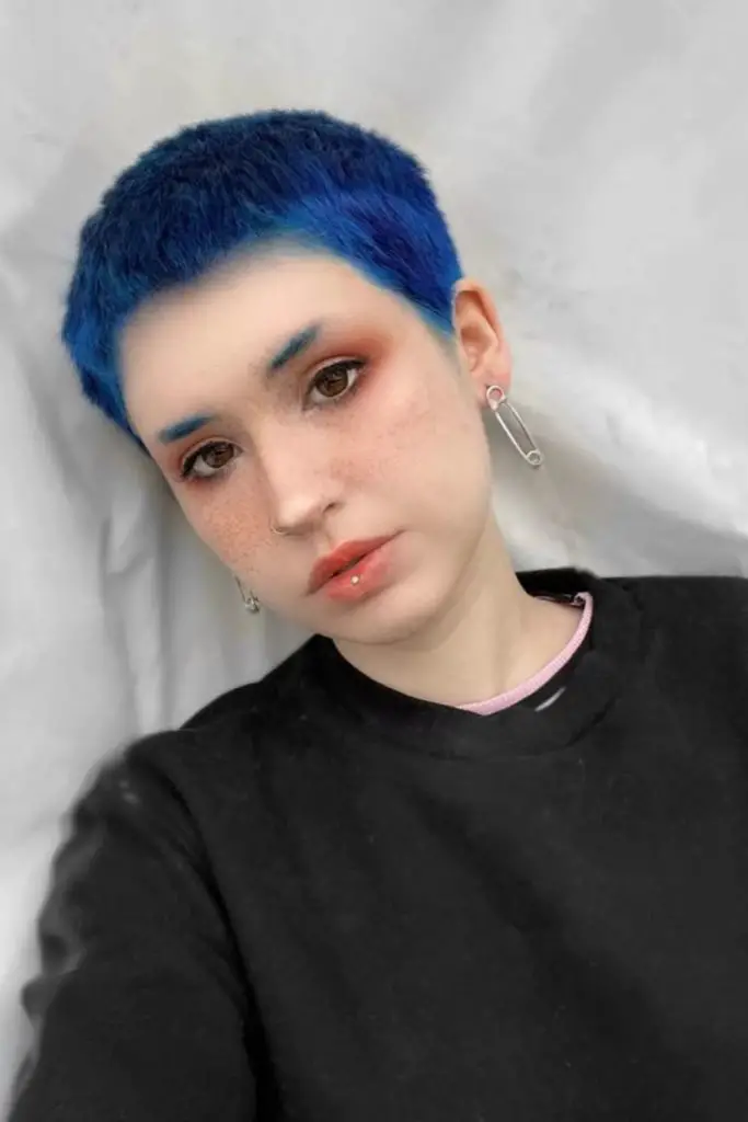 Ocean blue buzzed razor edges.