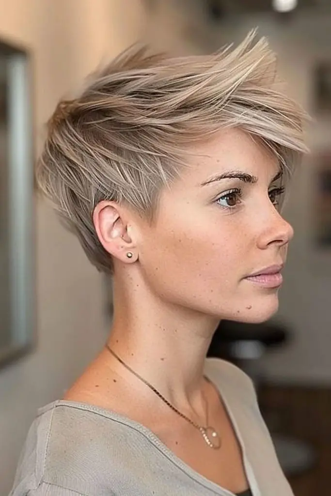 Fawn-tinted sleek flicked edge style