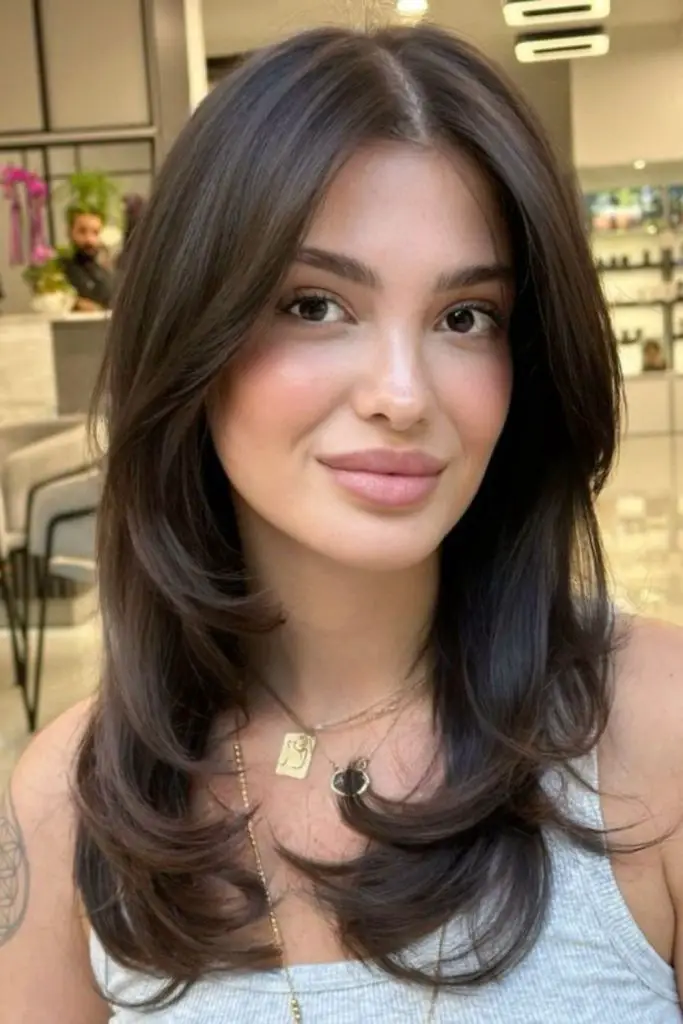 Flared haircut with hemline-style flicks.