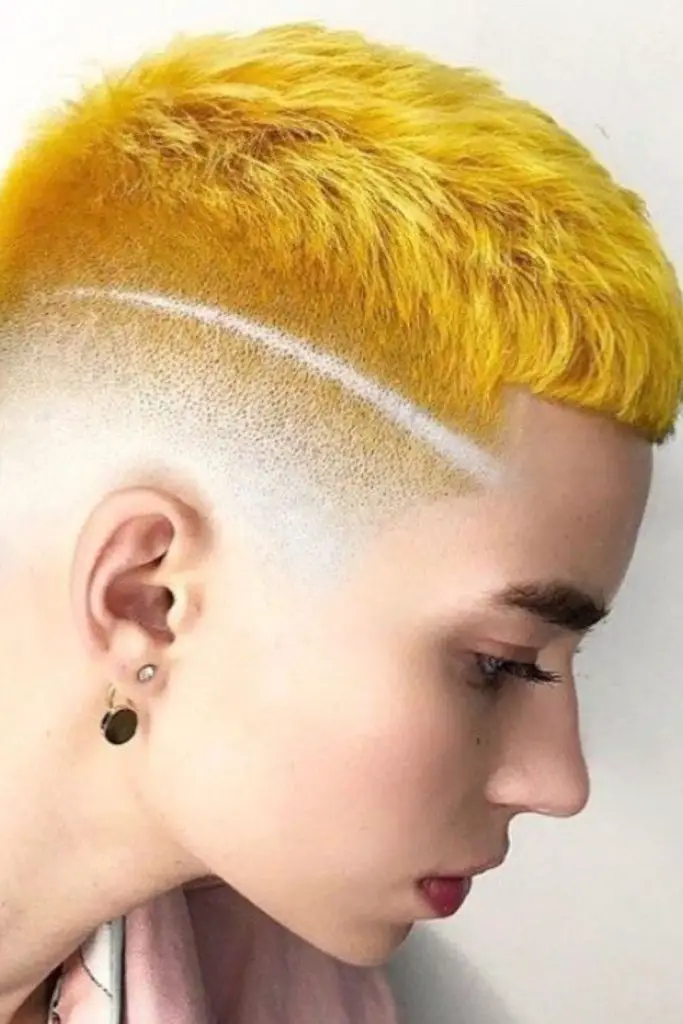 Yellow crown with grey fade
