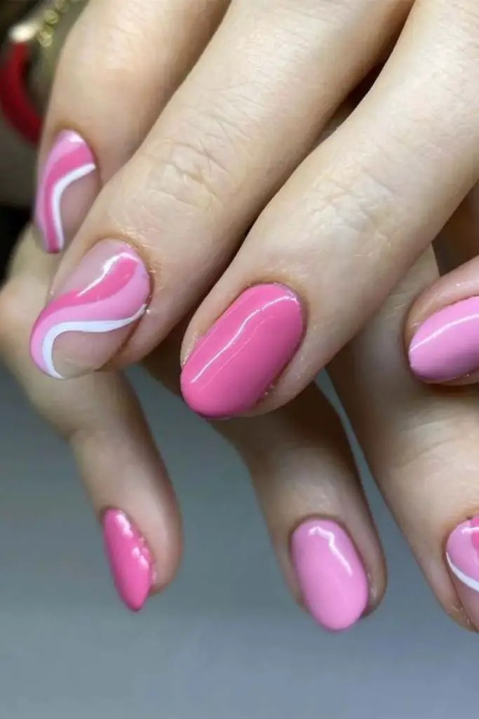 Swirled candy pink short gel nails