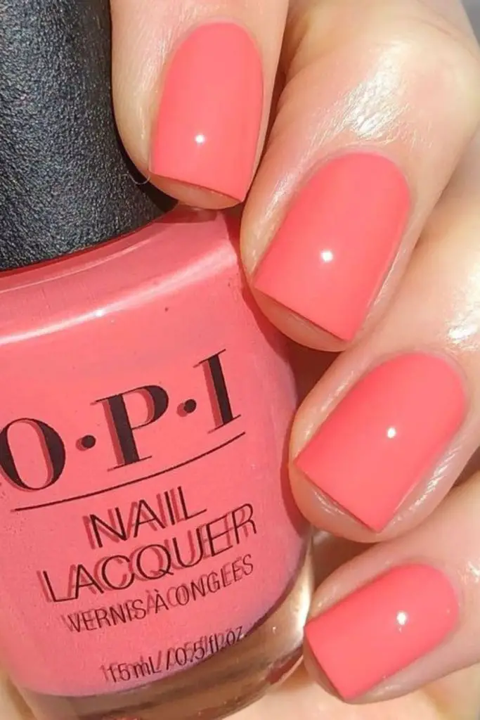 Flamingo pink faded into soft peach
