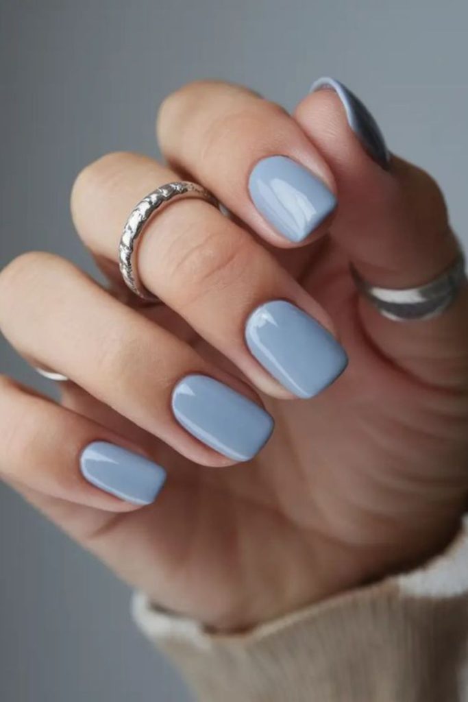 Icy blue gloss short nail design