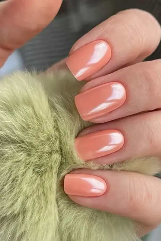 Whipped peach soft nails with shine