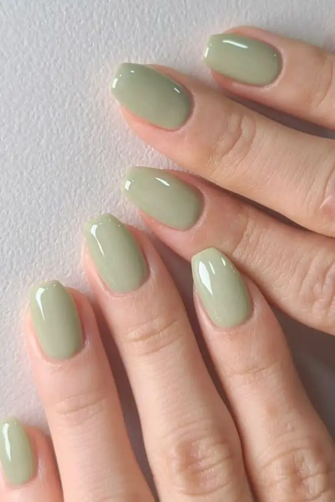 Pistachio green silky gloss nail finish