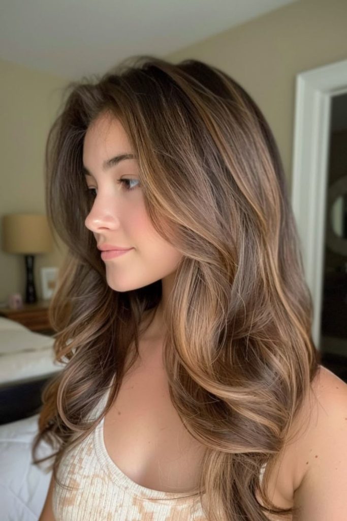 Coffee cream highlights brunette autumn blend.