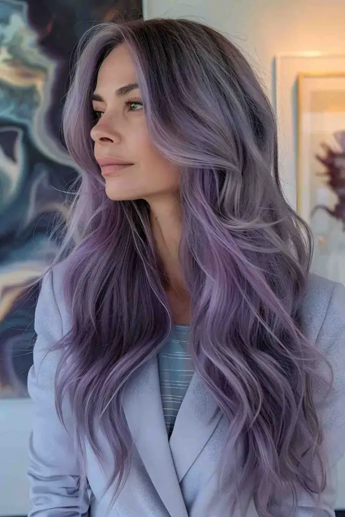 Dusty lilac highlights on dark base