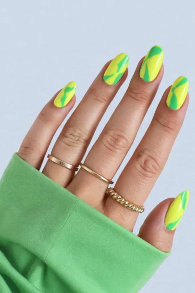 Lemon mint striped refreshing summer nails