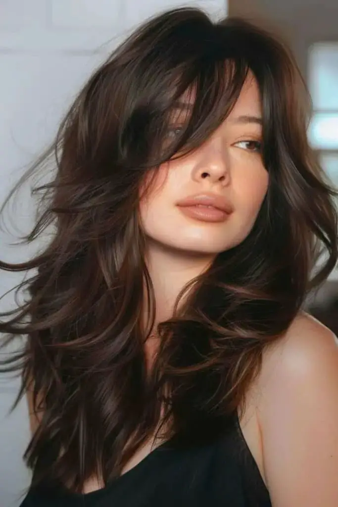 Smooth retro butterfly layered haircut