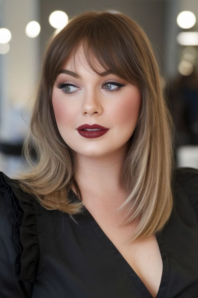 Straight collarbone haircut for round faces