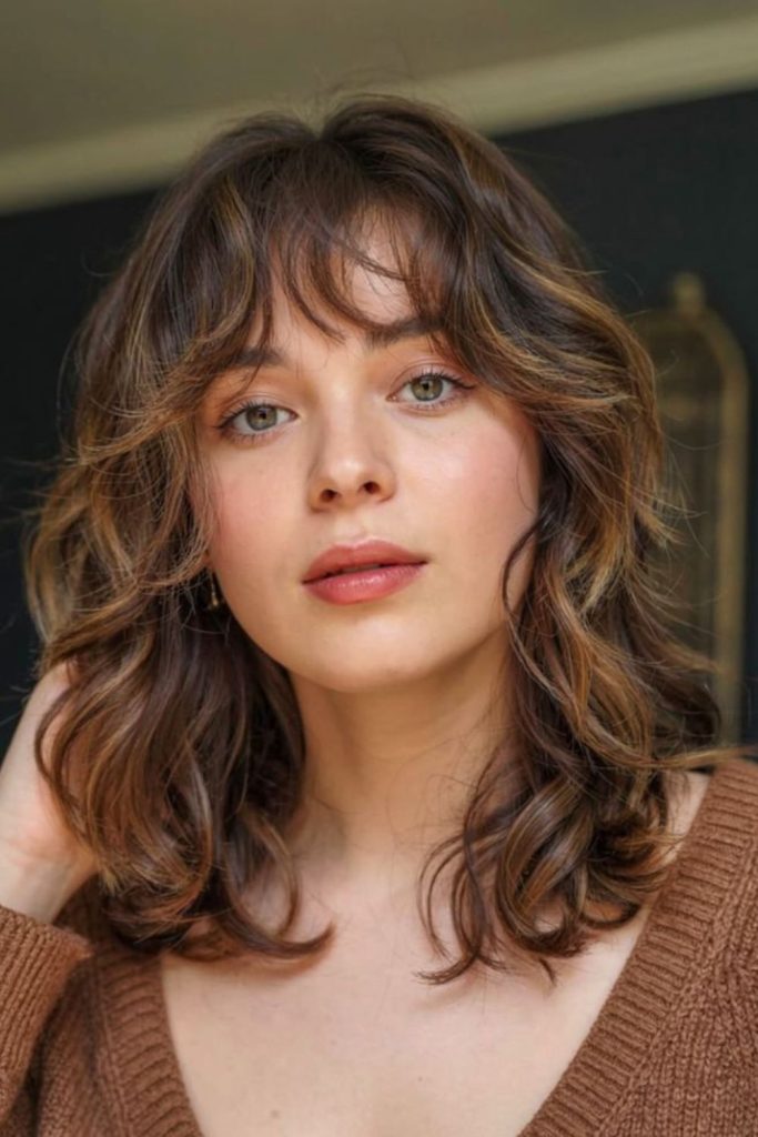 Curtain bangs with framing curls