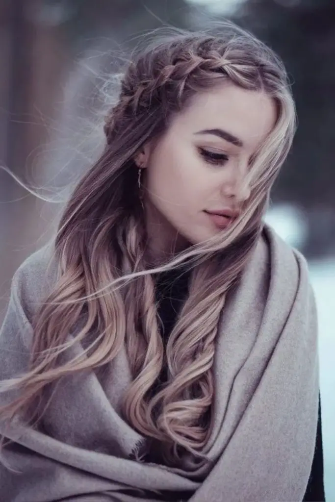 Layered cascading braid like frozen waterfall