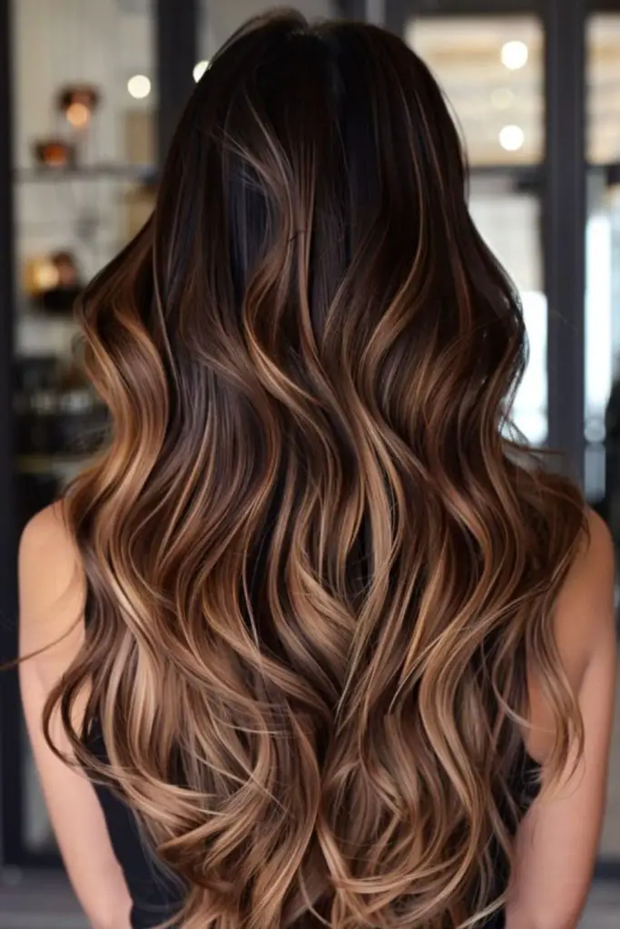 Rustic balayage with caramel glow