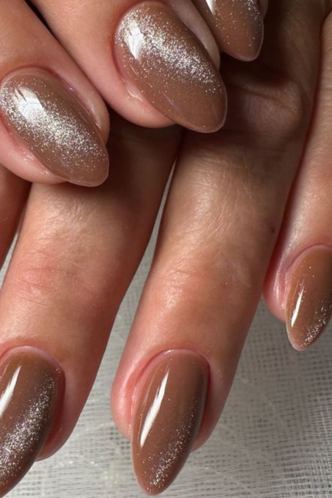 Cocoa pearl velvety shine nails.
