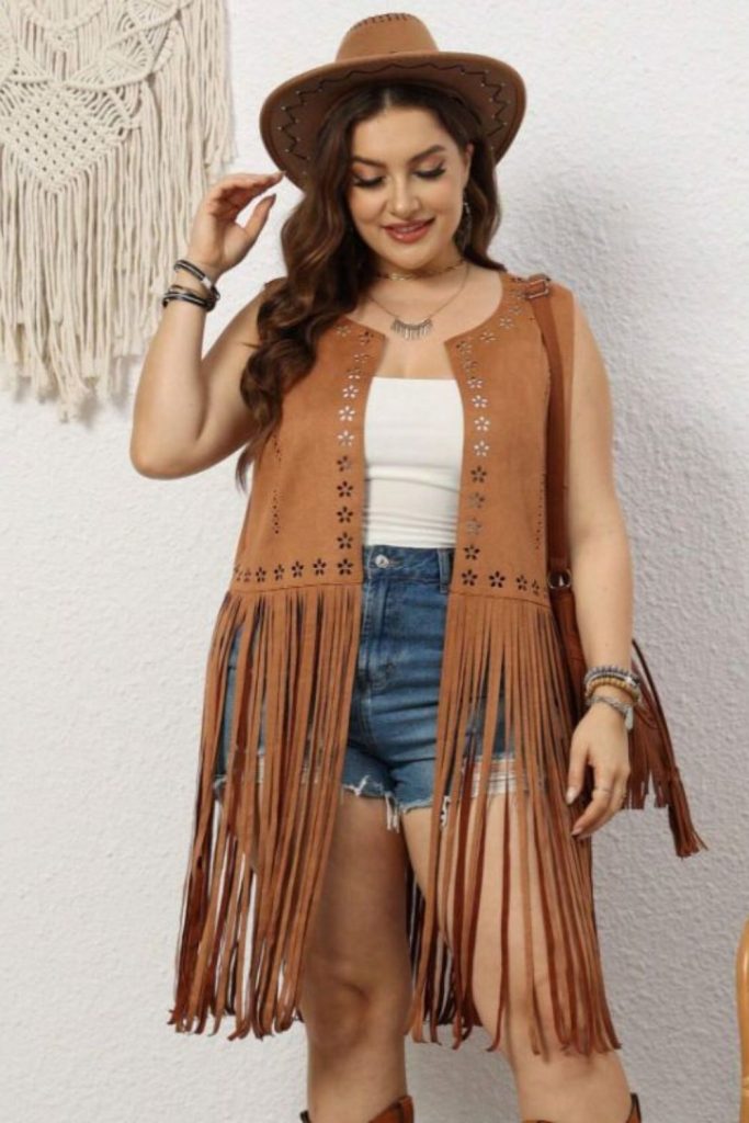 Beige lace blouse desert vibe.