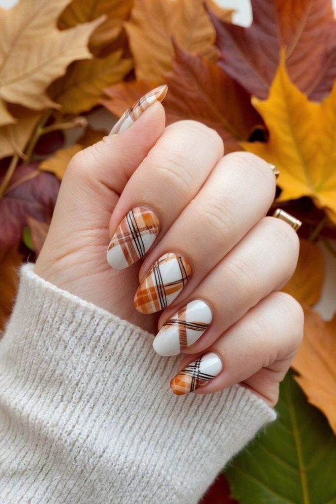 Rustic plaid patterned fall nails