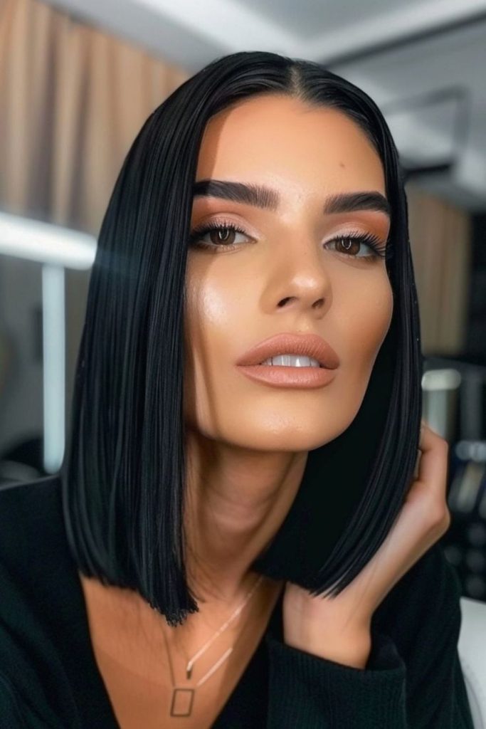 Warm Havana straight sleek look.
