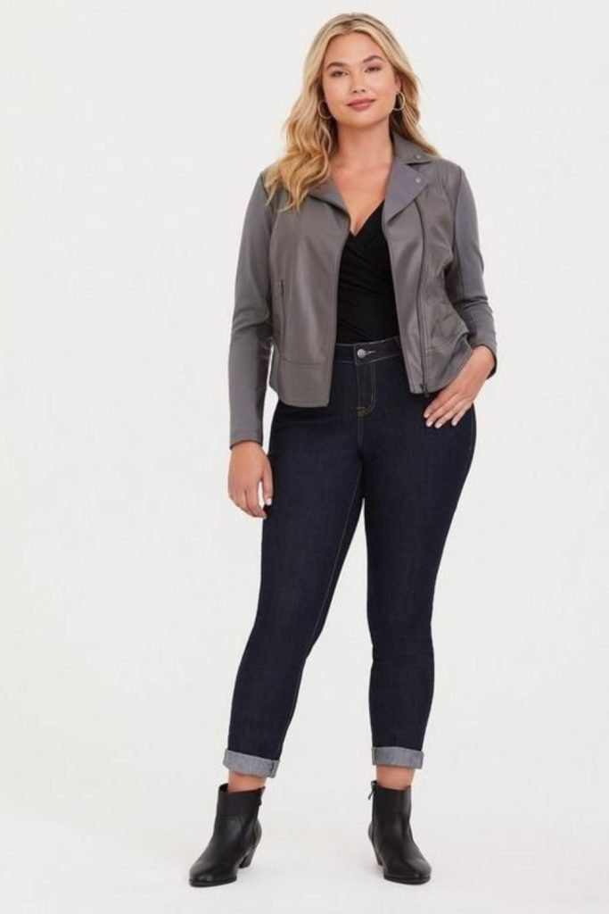 Gray leather jacket ankel boots.