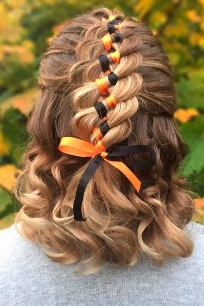 Velvet ribbon braid for short styles.