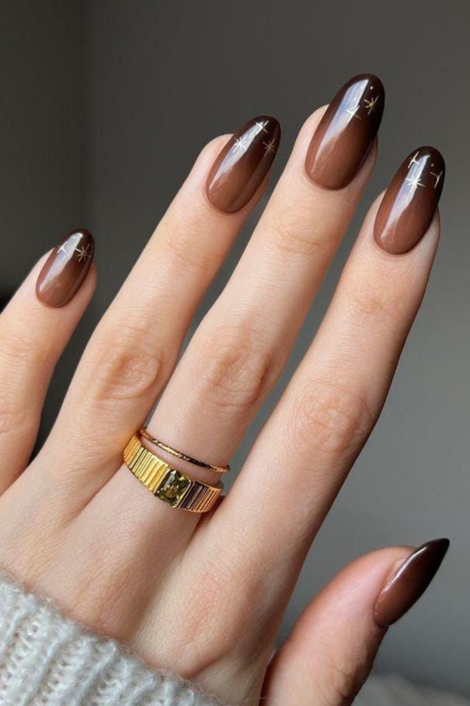 Smoky walnut frosted brown nail style