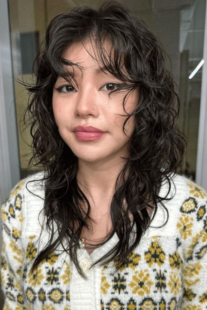 Wolf cut layered with curls