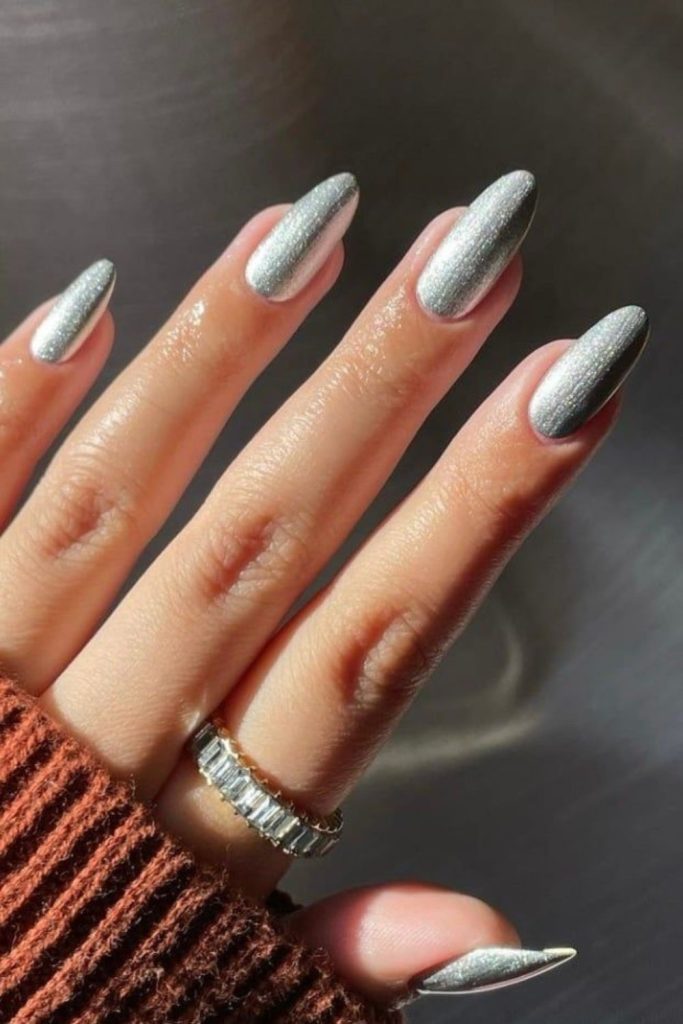 Soft silver veil winter nails