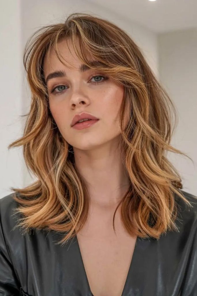 Golden layers with airy playful texture