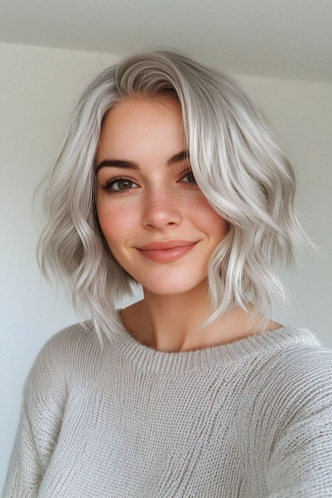 Icy pearl luminous short bob