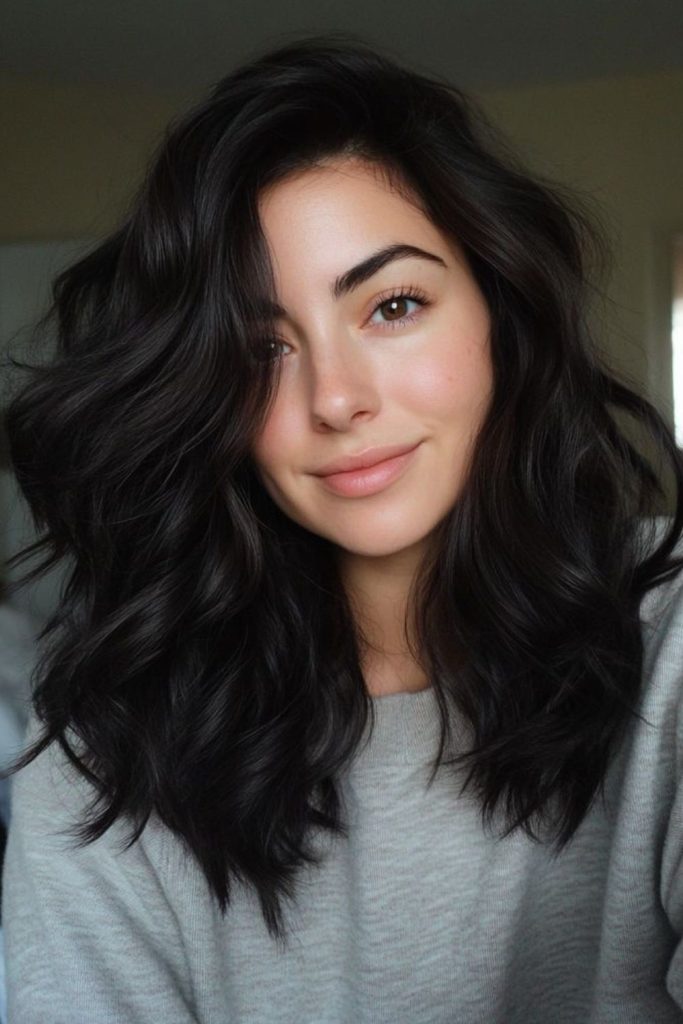 Artistic obscure asym black wig.