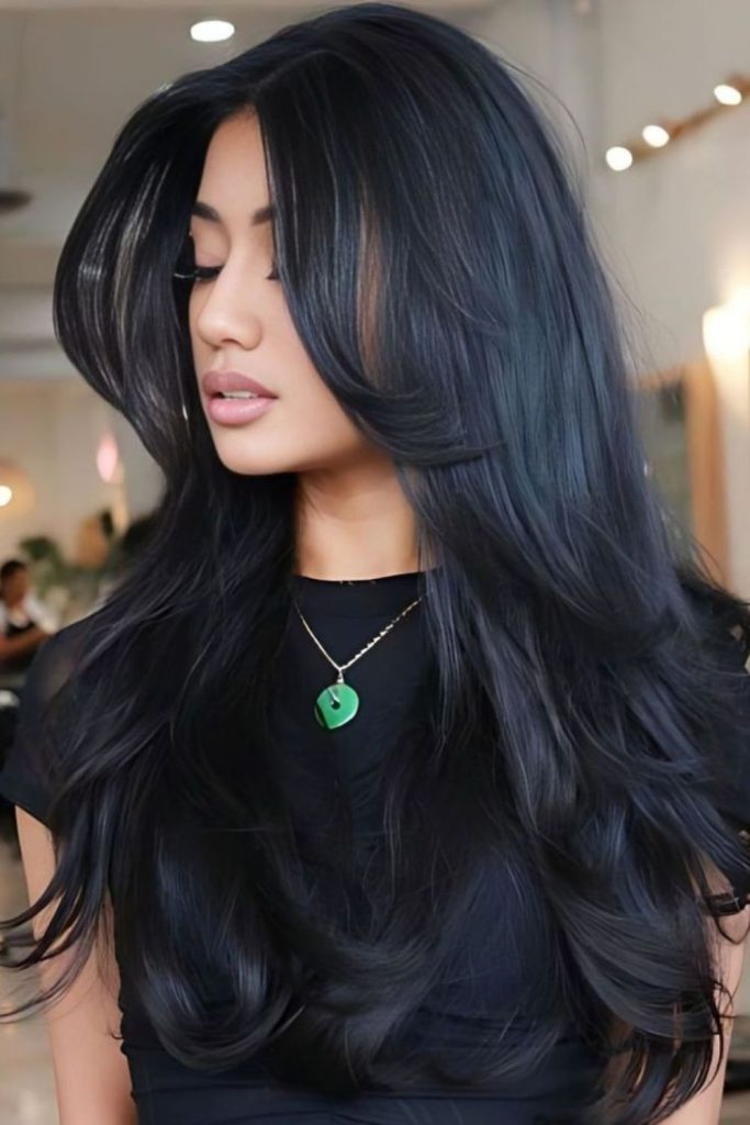 Crisp urban modern straight hair.