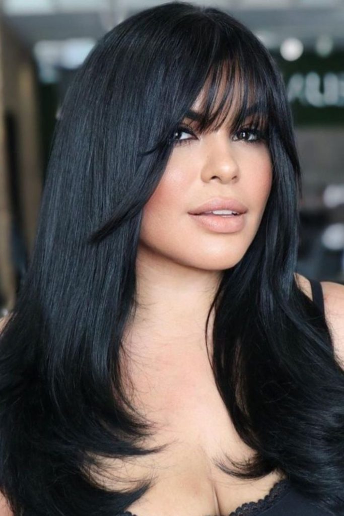 Flexible modern straight hairstyle urban.