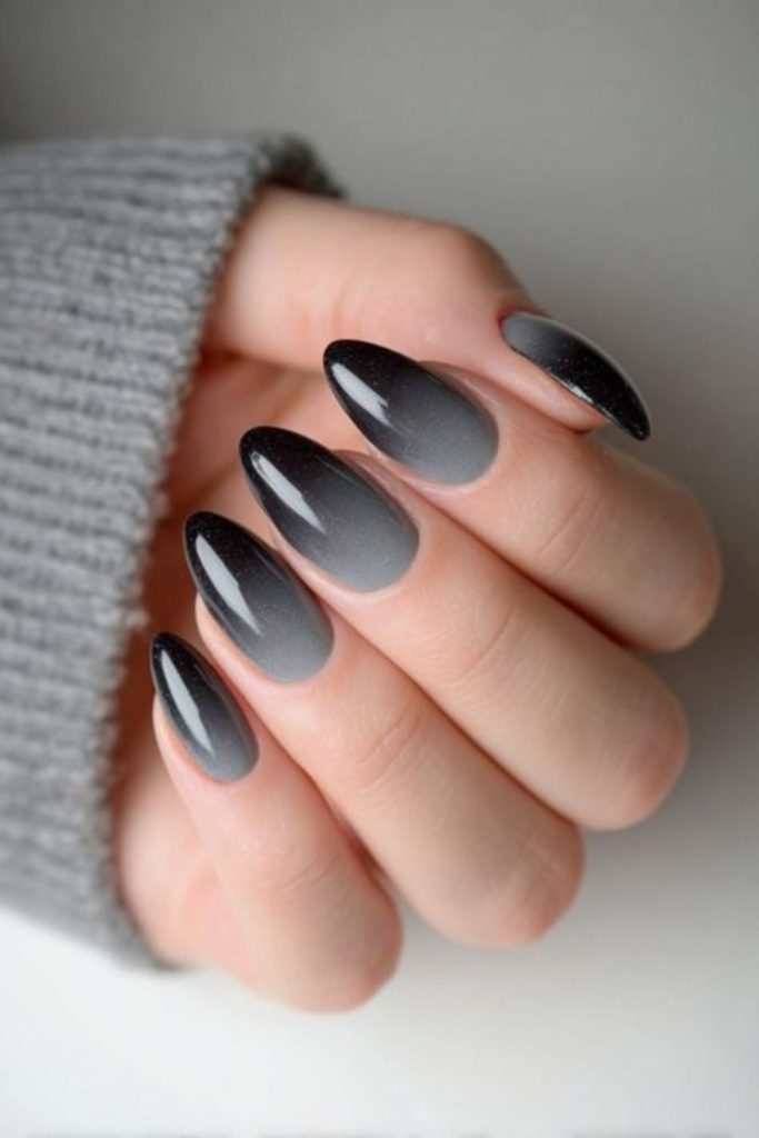 Charcoal gradient nails with blurred edges