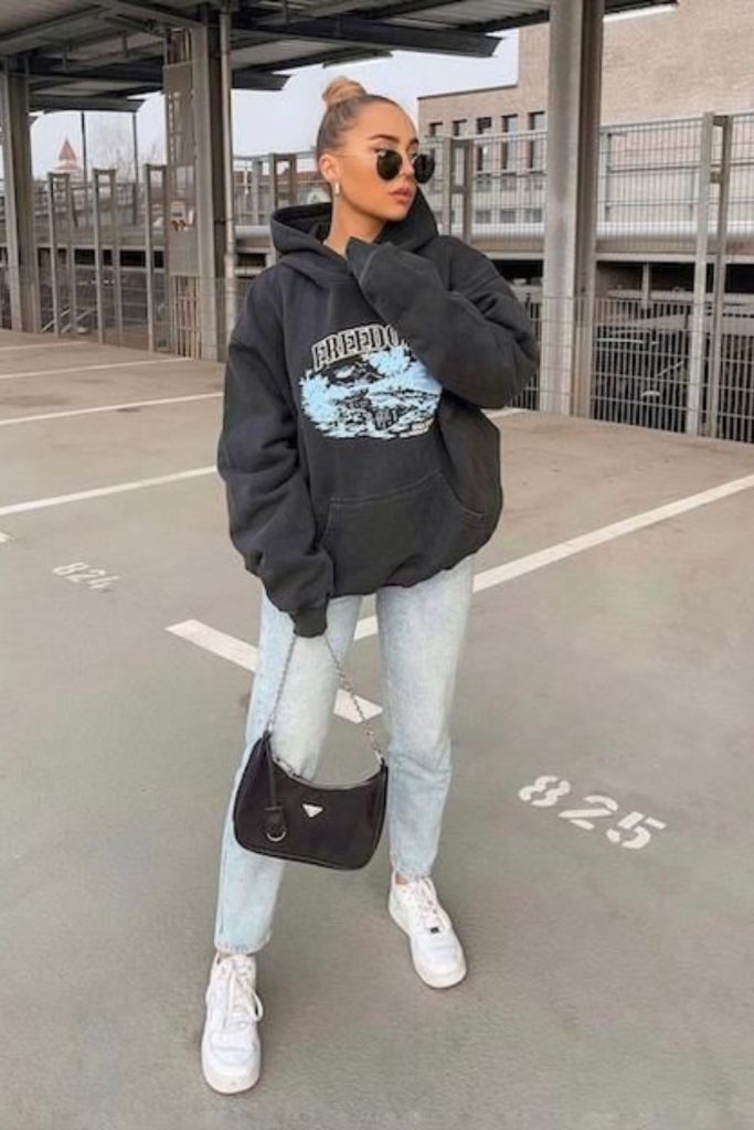 Black retro hoodie with jeans