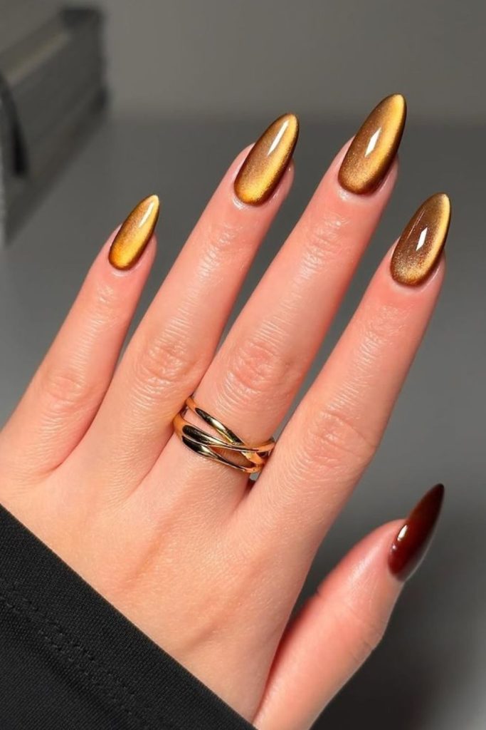 Amber dusk cat eye manicure