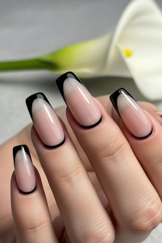 Black nails with subtle edge outline