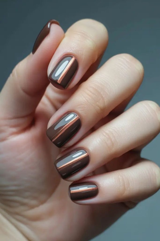 Cocoa bronze magnetic manicure
