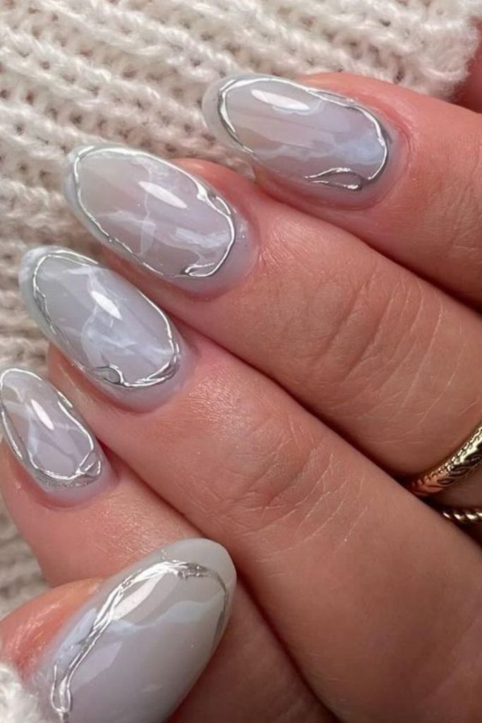 Milky nails with gray marble effect
