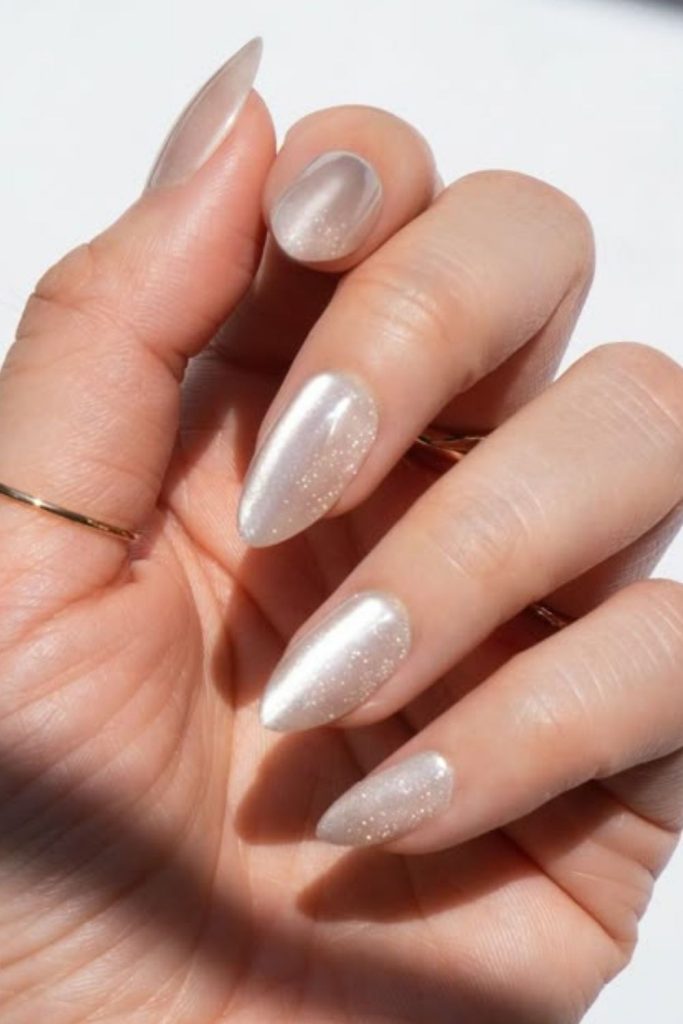 Transparent crystal glitter glossy nails