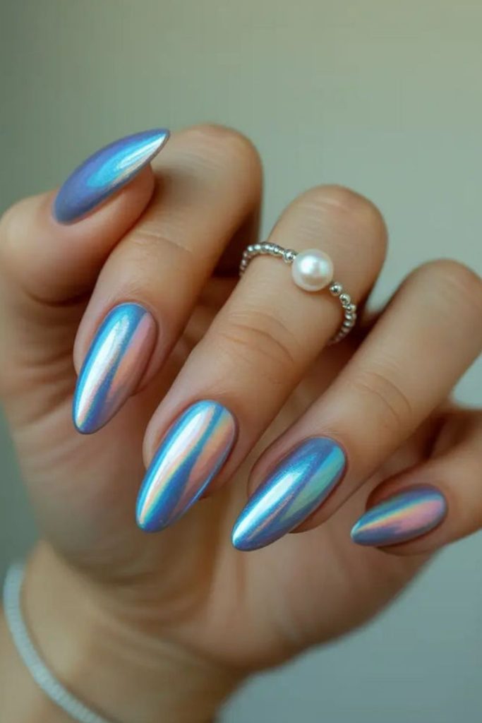 Aqua nails with pearlescent water effect