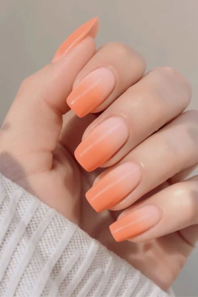 Sandy orange gradient nail design
