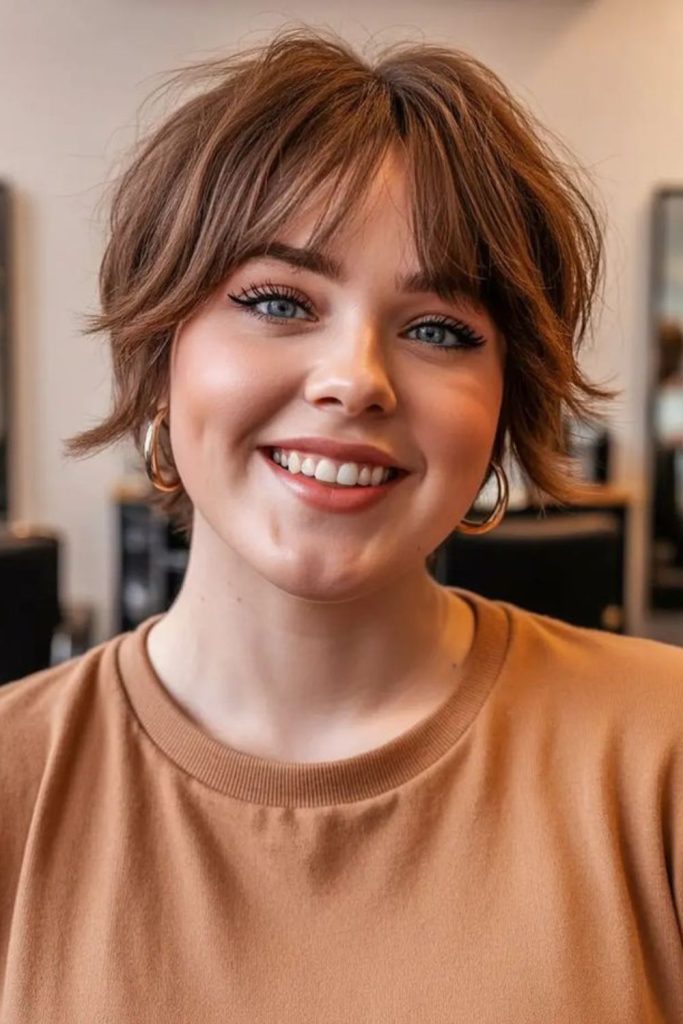 Feathered crown short layers airy