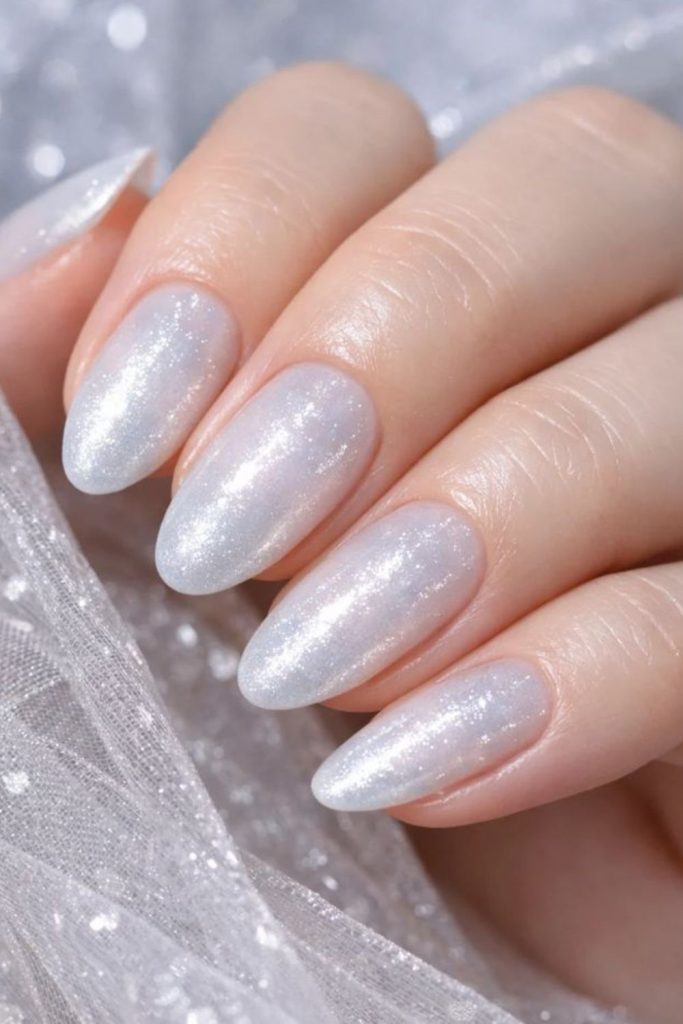 Frosted pearl soft elegant nails
