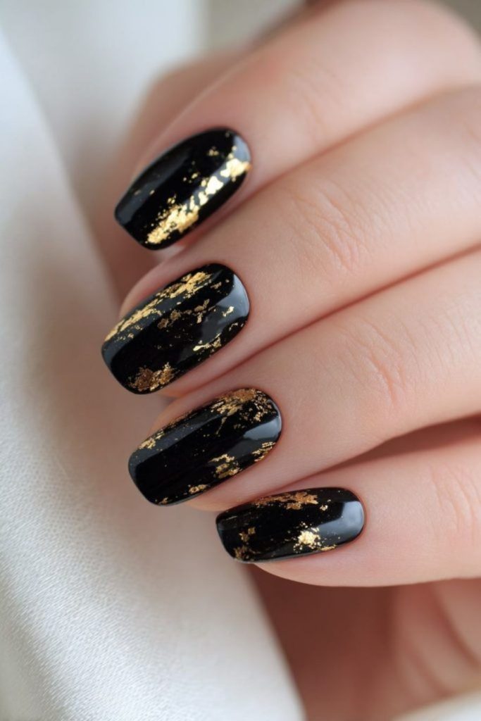 Charcoal nails with fractured gold veins