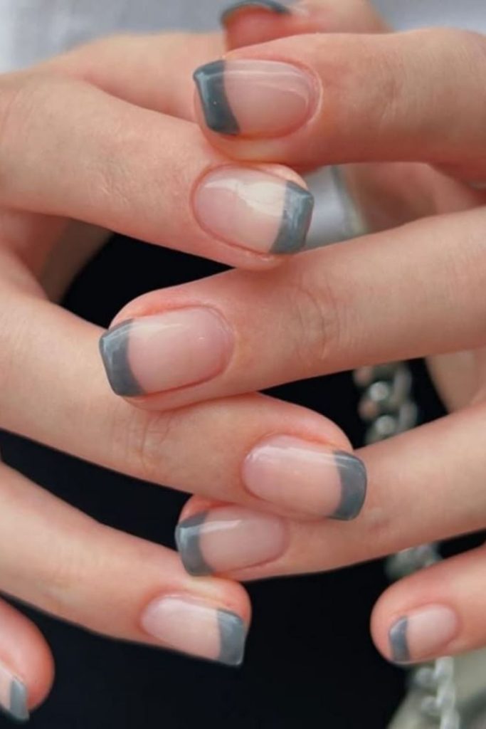 Gray tips with subtle metallic shimmer.